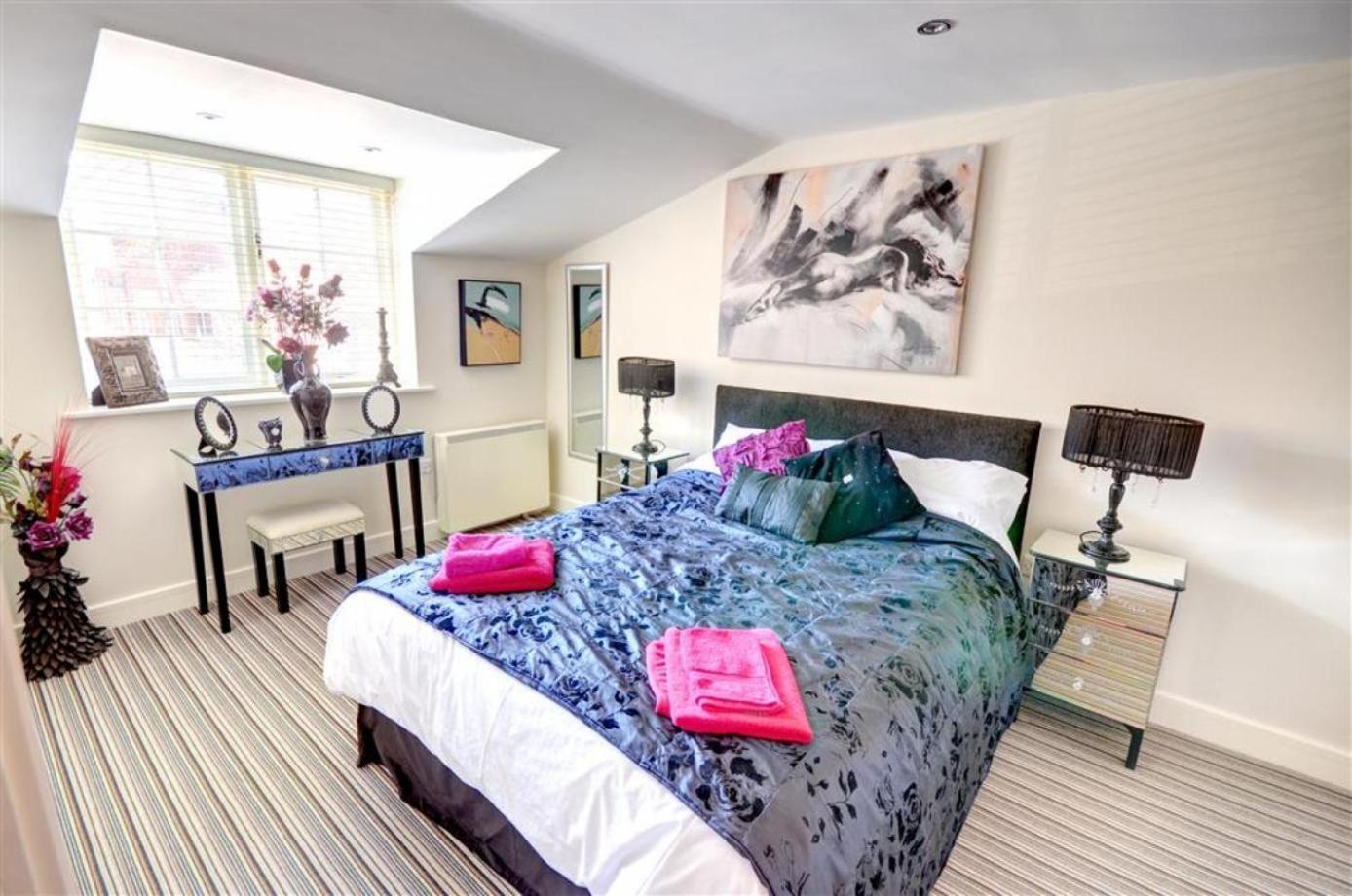 Hotties House - Two-Bed Cottage, Dog-Friendly & Off-Street Parking - Scarborough Exterior photo